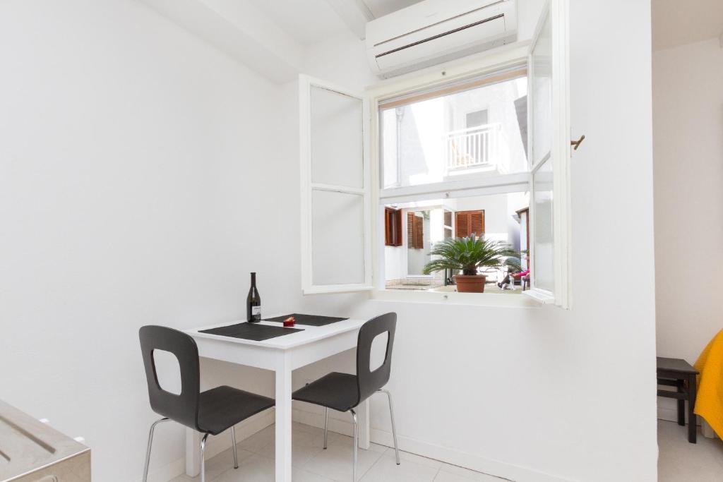 Eco Old Town Beach Split Room photo